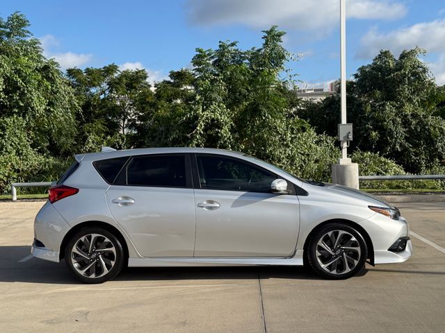 2016 Scion iM Base
