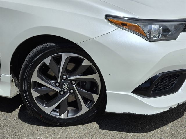 2016 Scion iM Base