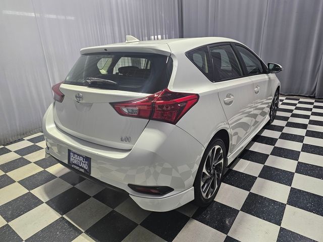 2016 Scion iM Base