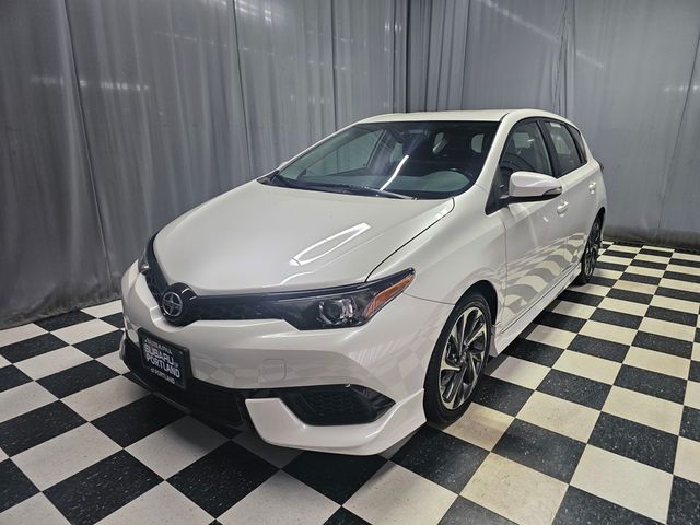 2016 Scion iM Base