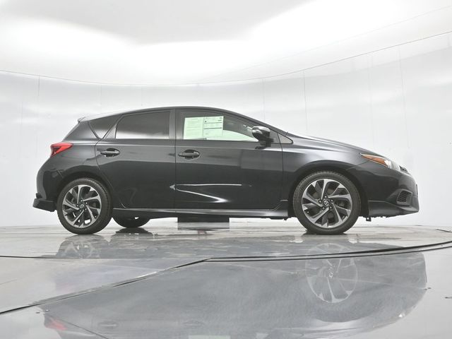 2016 Scion iM Base