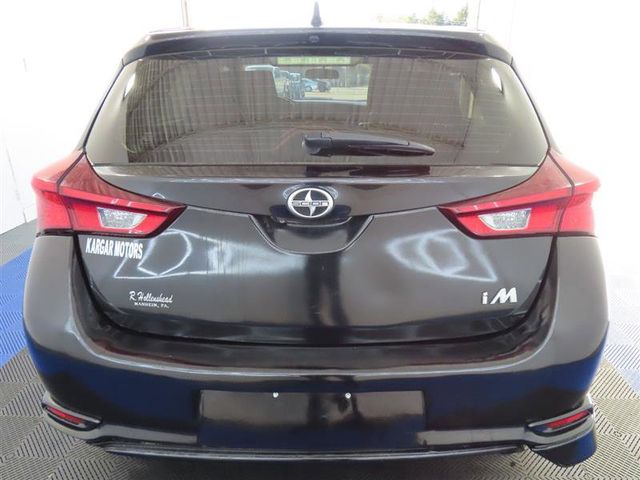2016 Scion iM Base