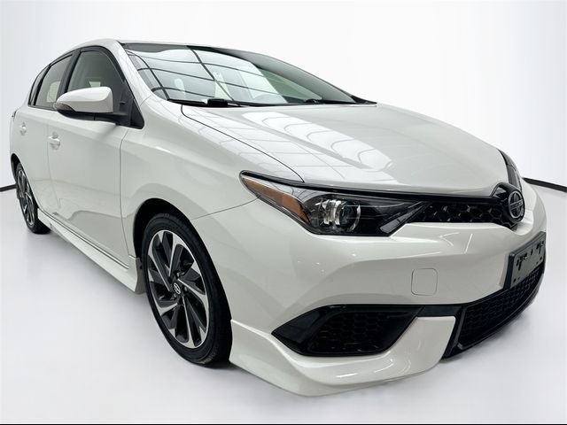 2016 Scion iM Base