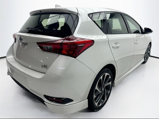 2016 Scion iM Base