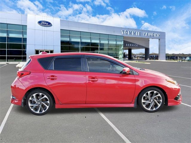 2016 Scion iM Base