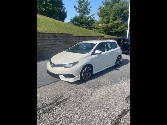 2016 Scion iM Base