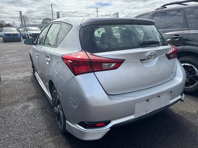 2016 Scion iM Base
