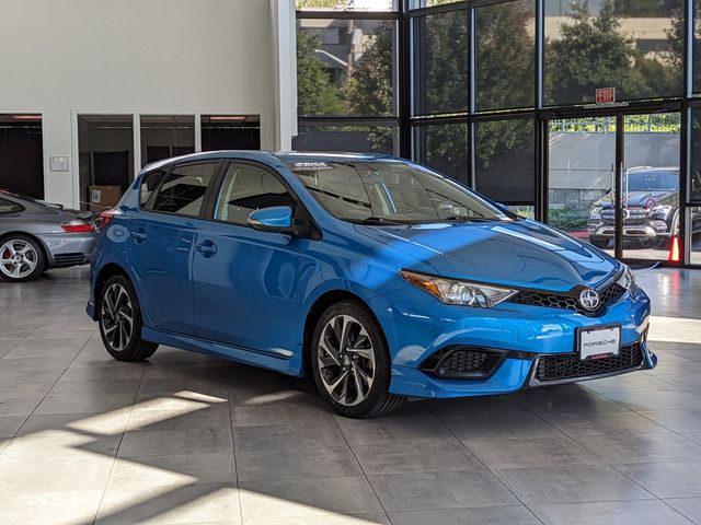 2016 Scion iM Base