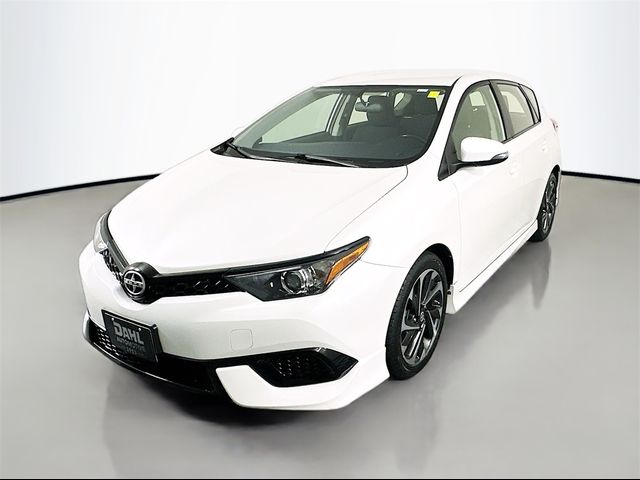 2016 Scion iM Base