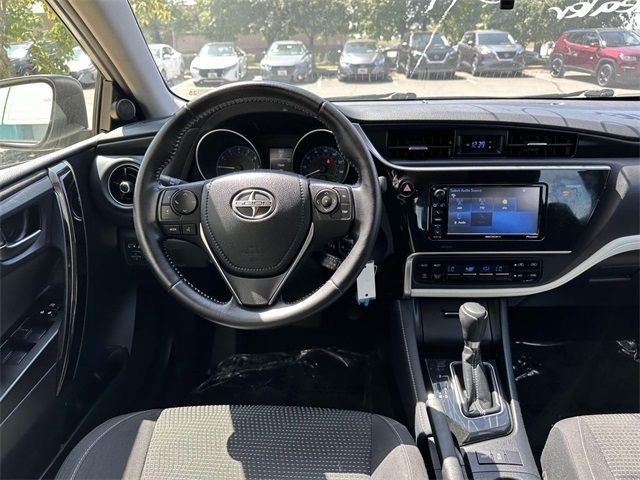 2016 Scion iM Base