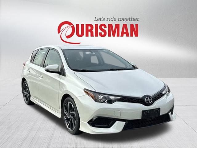 2016 Scion iM Base