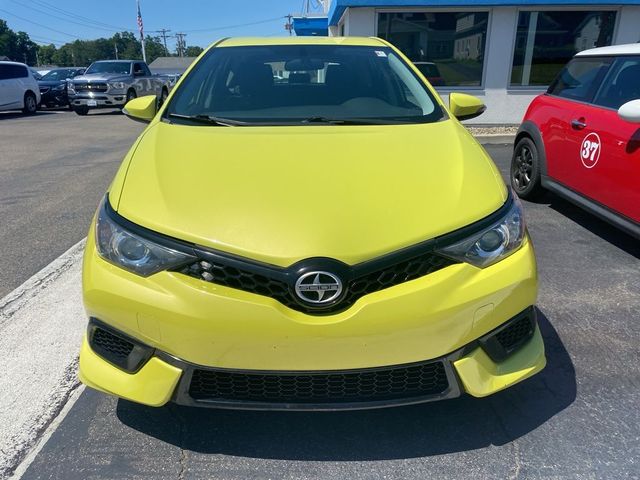 2016 Scion iM Base