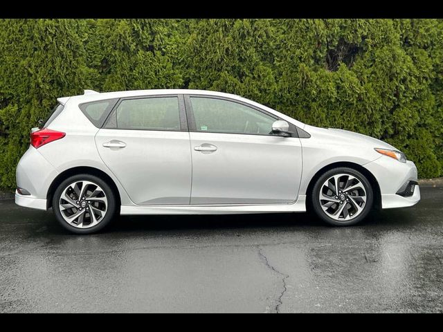 2016 Scion iM Base