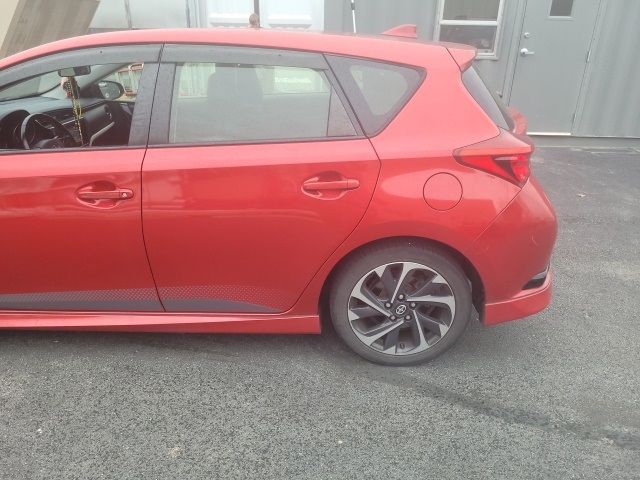 2016 Scion iM Base