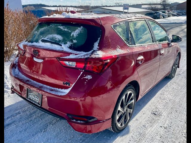 2016 Scion iM Base