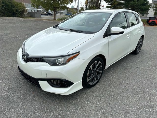 2016 Scion iM Base