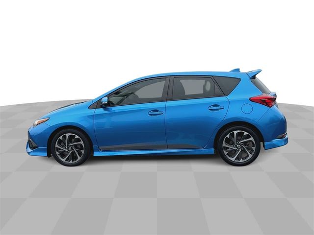 2016 Scion iM Base