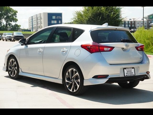 2016 Scion iM Base