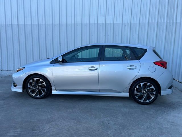 2016 Scion iM Base