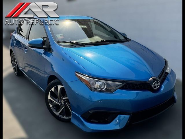 2016 Scion iM Base