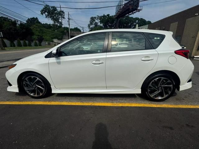 2016 Scion iM 