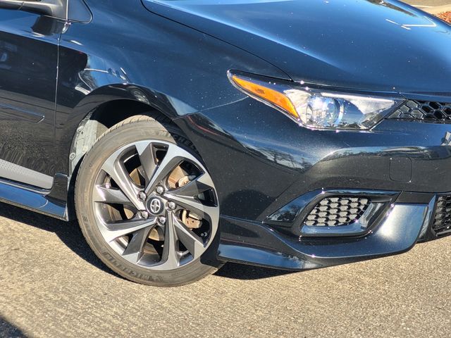 2016 Scion iM Base