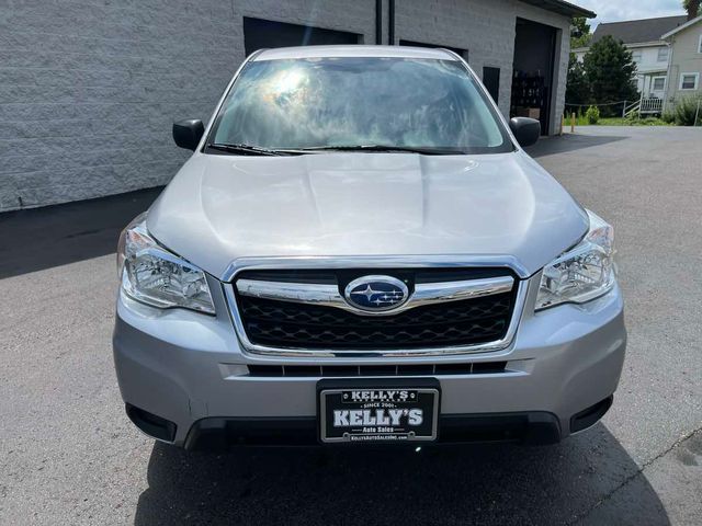 2016 Subaru Forester 2.5i