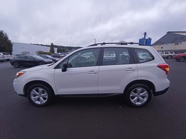 2016 Subaru Forester 2.5i