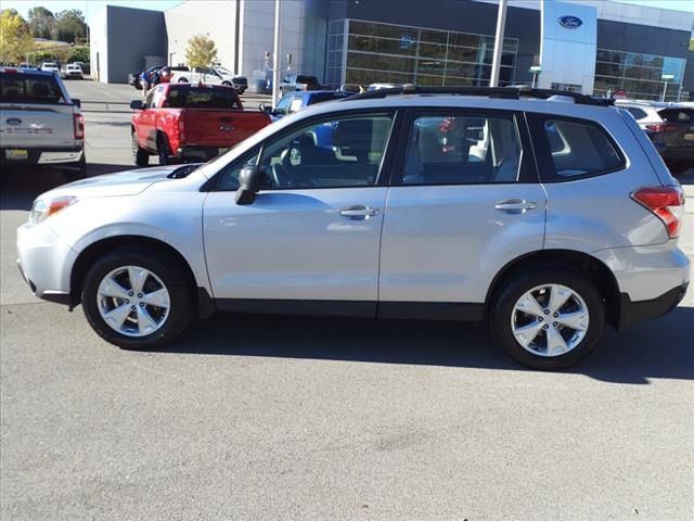 2016 Subaru Forester 2.5i