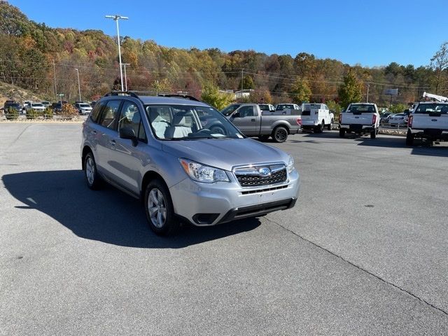 2016 Subaru Forester 2.5i