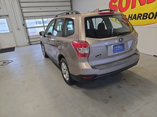 2016 Subaru Forester 2.5i