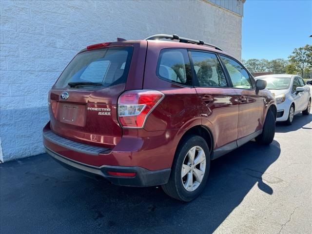 2016 Subaru Forester 2.5i