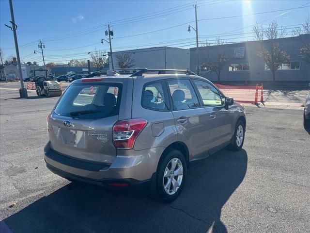 2016 Subaru Forester 2.5i