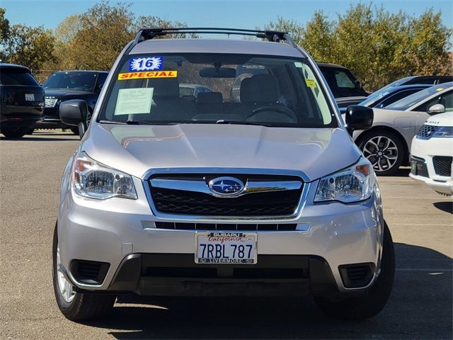 2016 Subaru Forester 2.5i