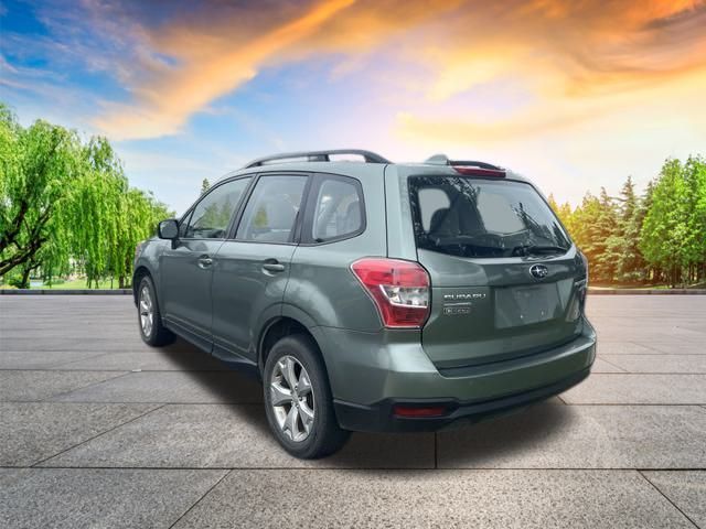 2016 Subaru Forester 2.5i