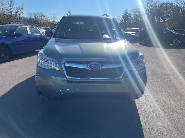 2016 Subaru Forester 2.5i