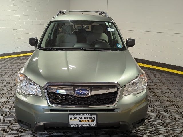 2016 Subaru Forester 2.5i