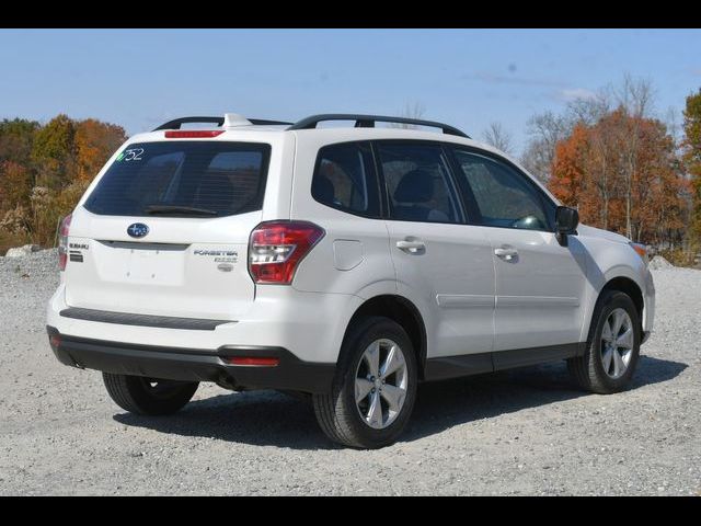 2016 Subaru Forester 2.5i