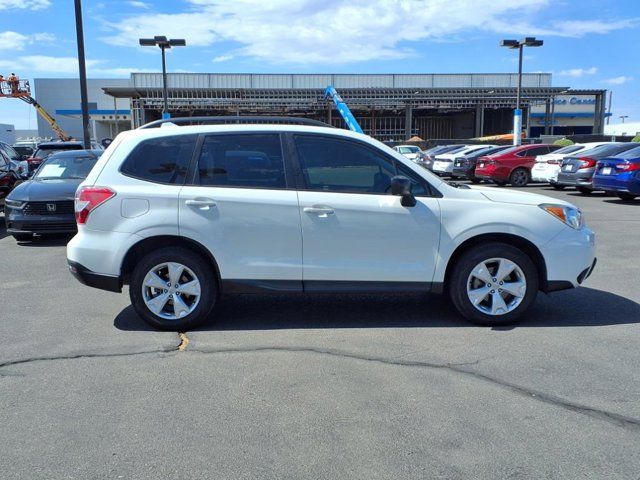2016 Subaru Forester 2.5i