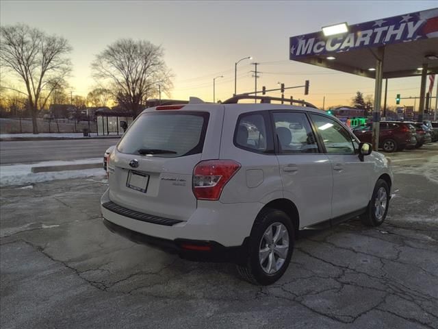 2016 Subaru Forester 2.5i