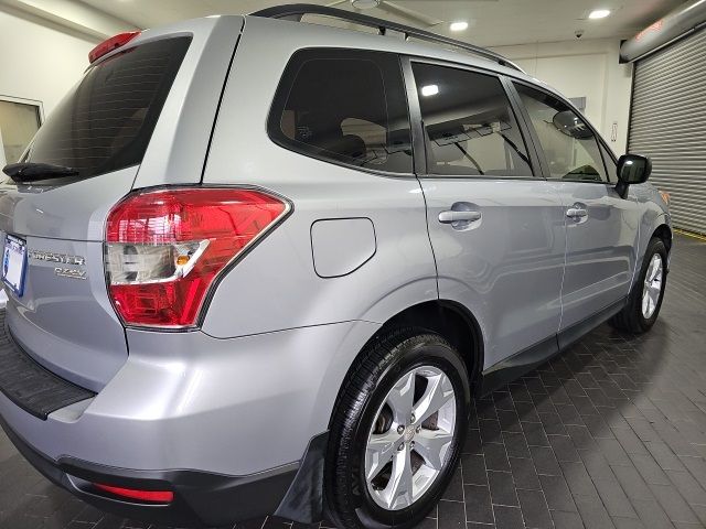 2016 Subaru Forester 2.5i