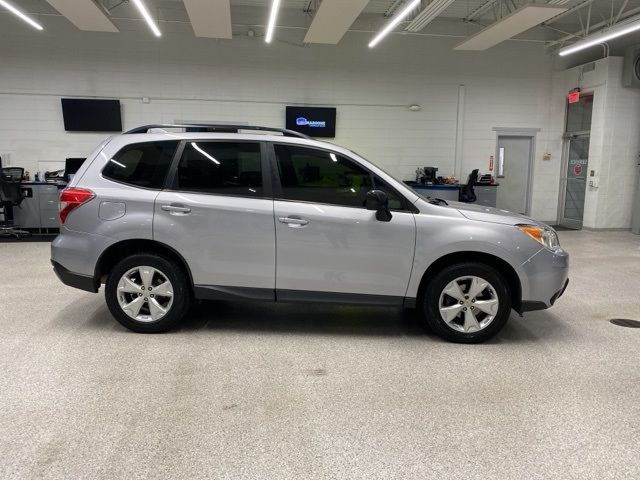 2016 Subaru Forester 2.5i