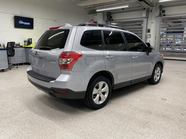 2016 Subaru Forester 2.5i