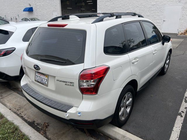 2016 Subaru Forester 2.5i