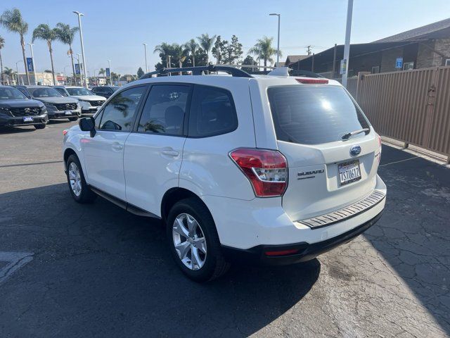 2016 Subaru Forester 2.5i