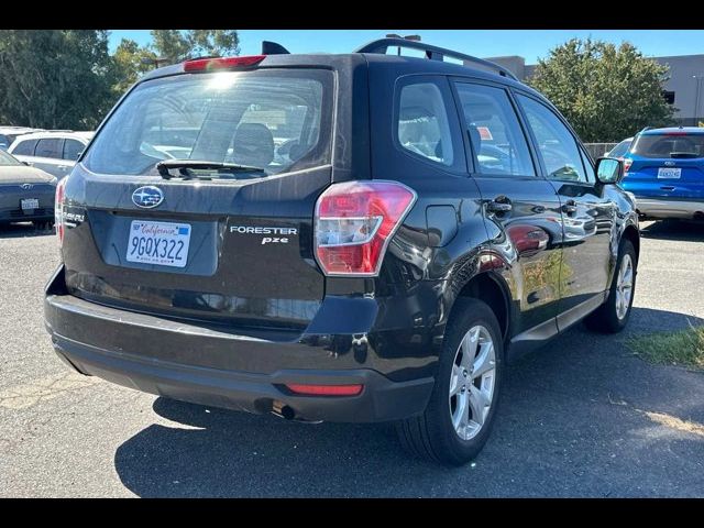 2016 Subaru Forester 2.5i