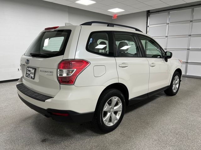 2016 Subaru Forester 2.5i