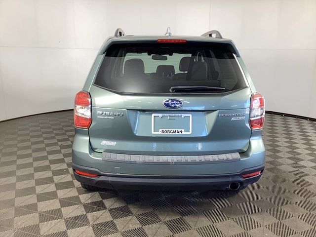 2016 Subaru Forester 2.5i Touring