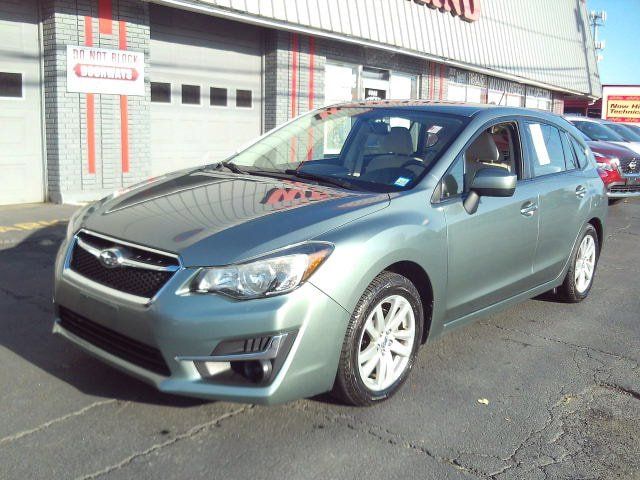 2016 Subaru Impreza 2.0i Premium