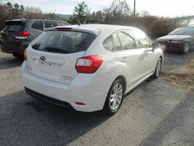 2016 Subaru Impreza 2.0i Premium